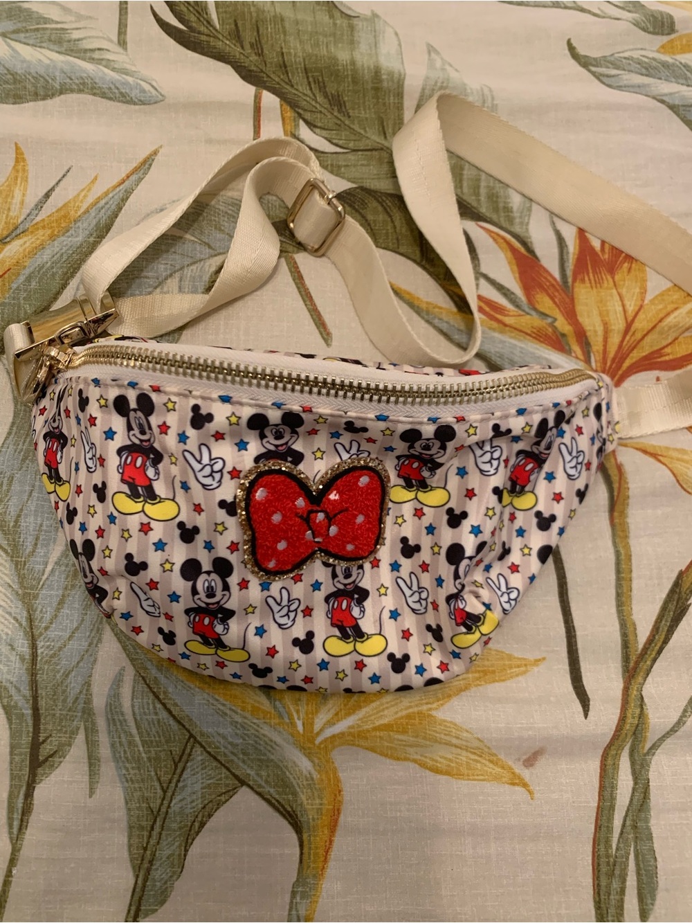 Stoney Clover Lane White Minnie Print Crossbody with Red Bow Patch